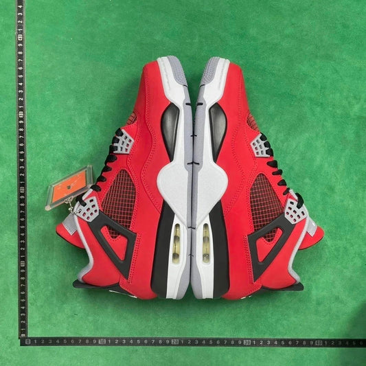 JORDAN 4 EXCLUSIVE