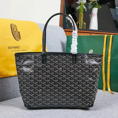 Goyard Purse