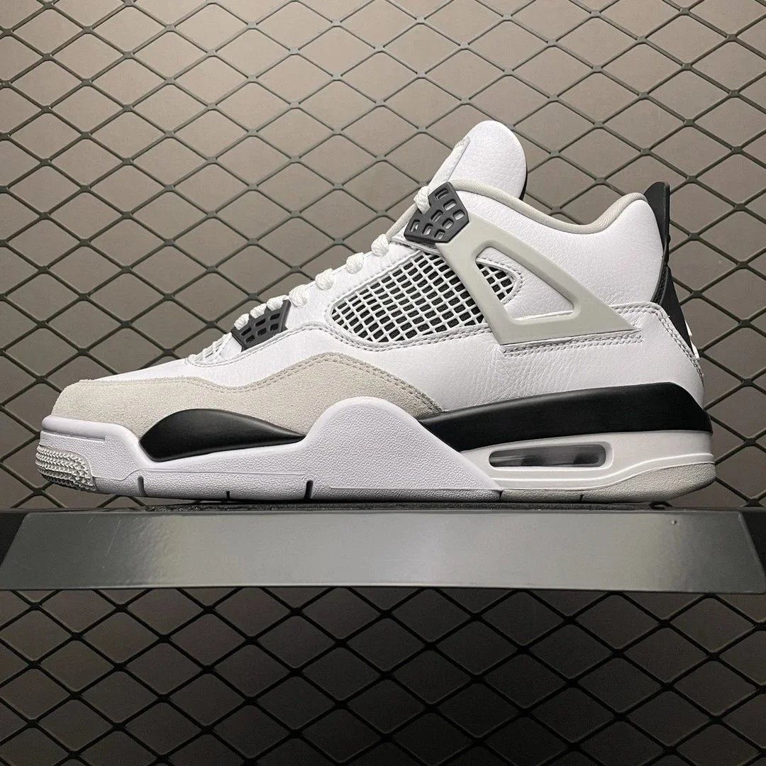 Jordan 4s